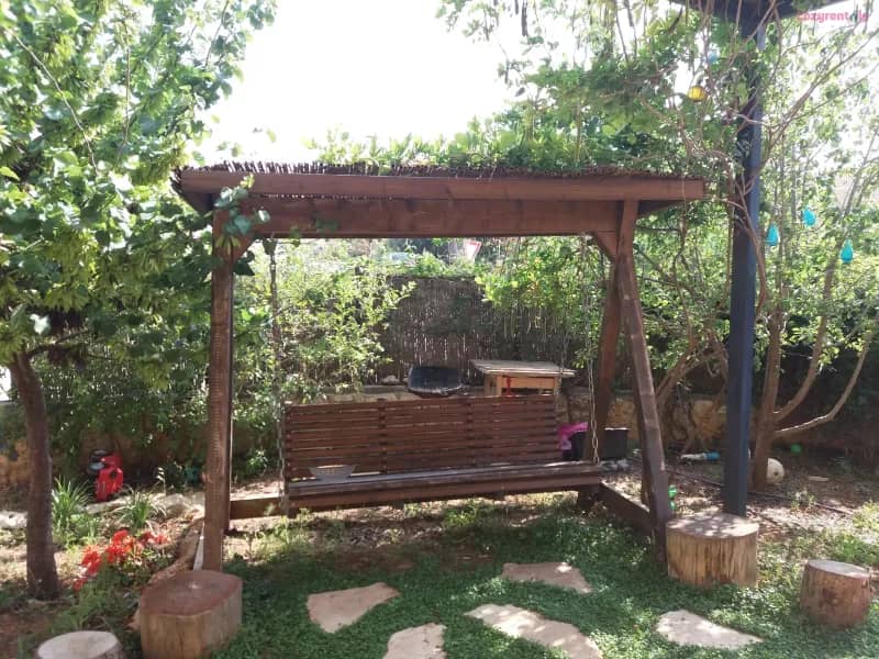 הבית הכתום בהרי ירושלים, סאבלט, מבוא ביתר
