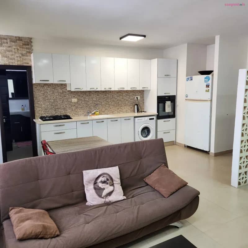 מקסים נכסים, דירת נופש, בת ים