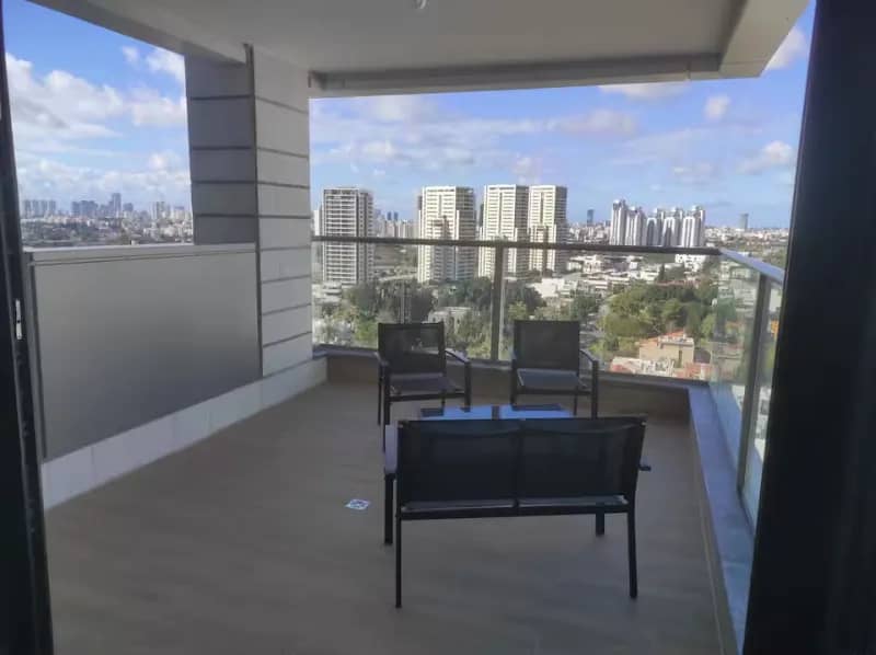 דירה אורבנית צמודה לתל השומר, דירת נופש, רמת גן
