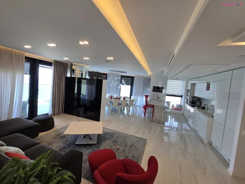 Gk-apartments, דירת נופש, בת ים, תמונה 6