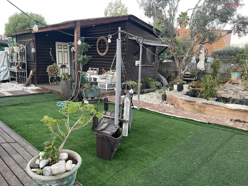 יחידת אירוח לזוג במקום שקט והמון ירוק, צימר, אומן, תמונה 4