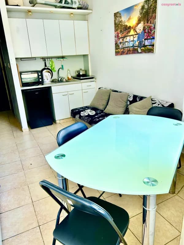 סטודיו על קו הים 🏝️, דירת נופש, בת ים, תמונה 6