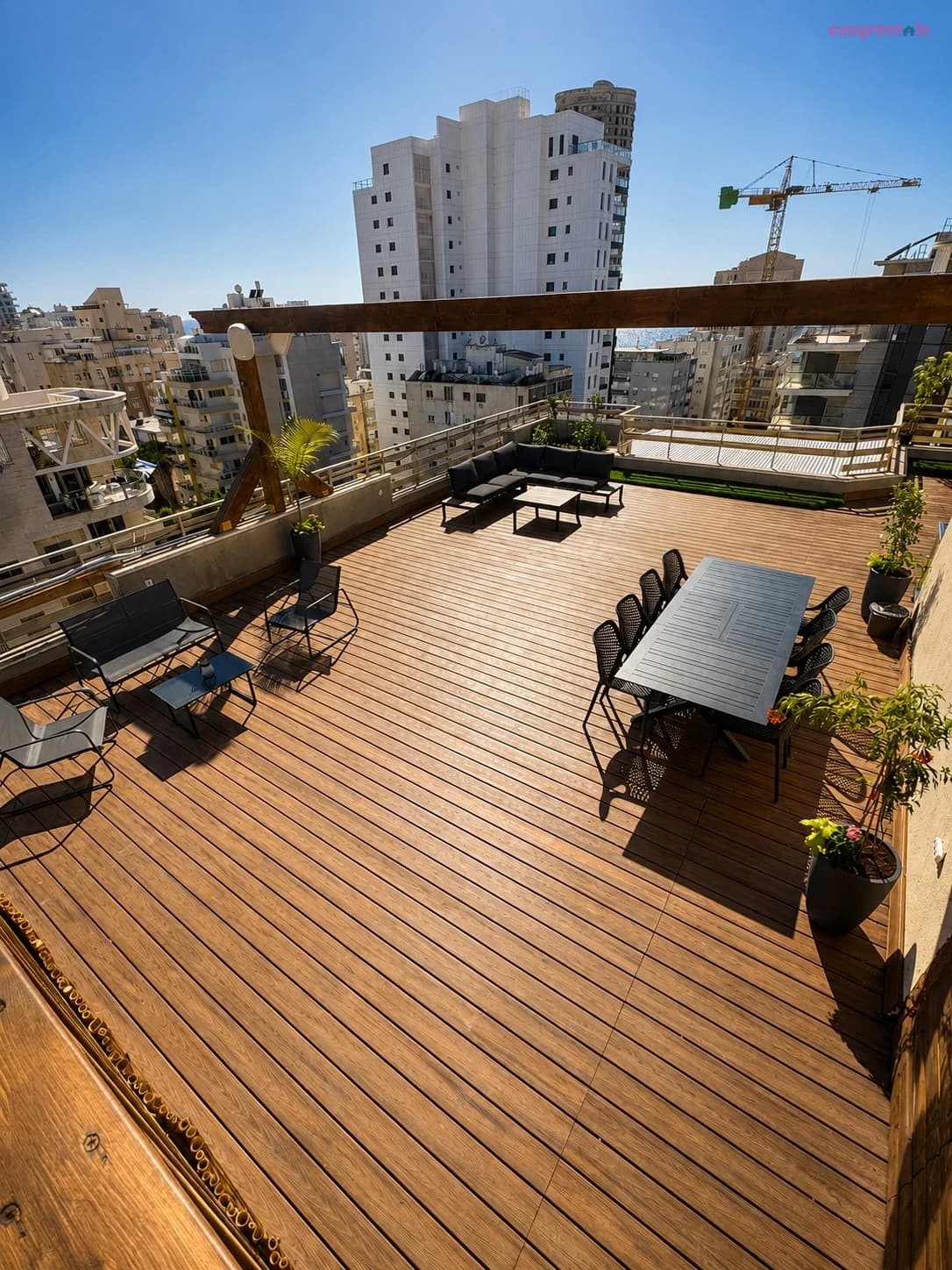Skyline sea spa oenthouse, דירת נופש, נתניה