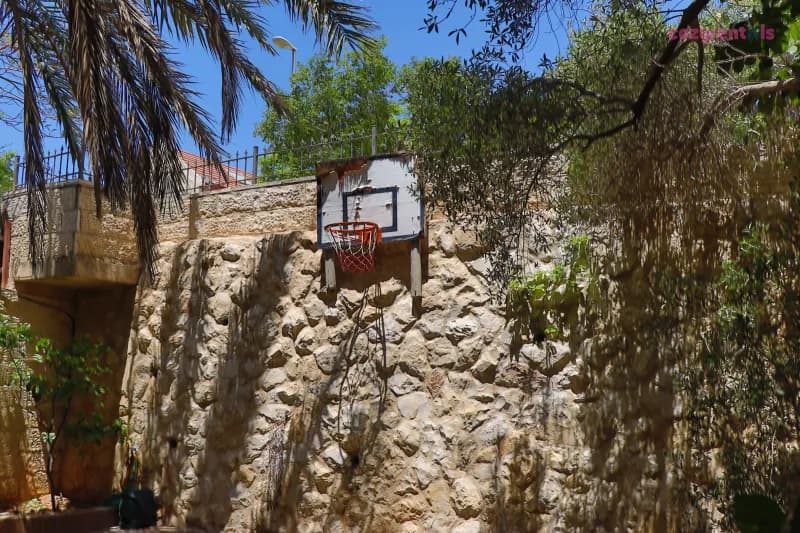 הוילה הירושלמית על נחל זמרי עם בריכה, וילת אירוח, ירושלים, תמונה 15