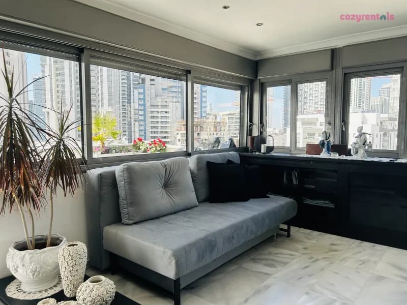 Skyline Penthouse Kimchi Home, דירת נופש, גבעתים, תמונה 6