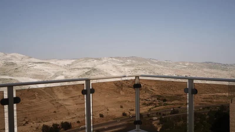 הבית באדומים, וילת אירוח, מעלה אדומים, תמונה 4