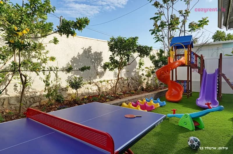 אחוזה על המים, וילת אירוח, שומרה, תמונה 2